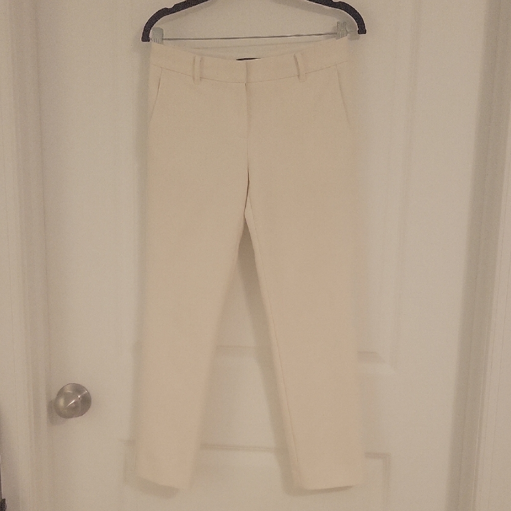 Ann Taylor Women's Elegant Cream Cropped Pants